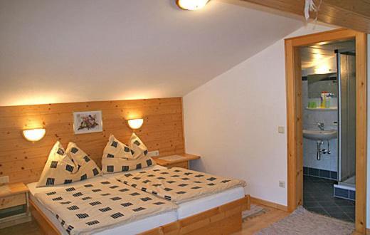 Edthof Apartment Lungotz Luaran gambar