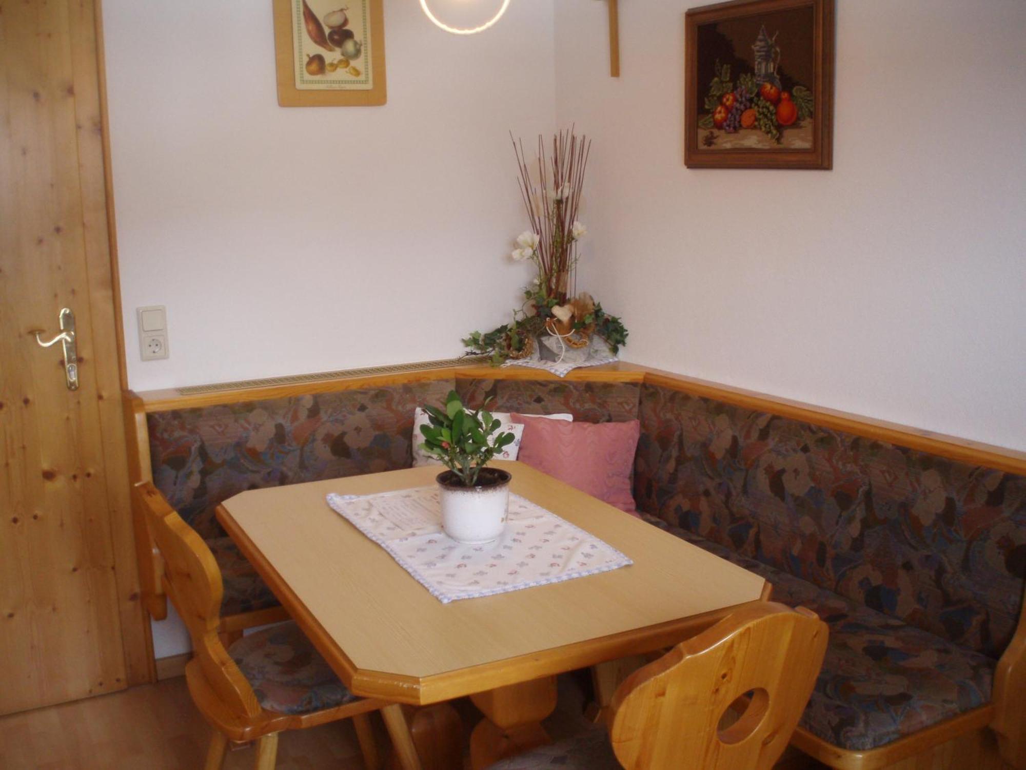 Edthof Apartment Lungotz Luaran gambar